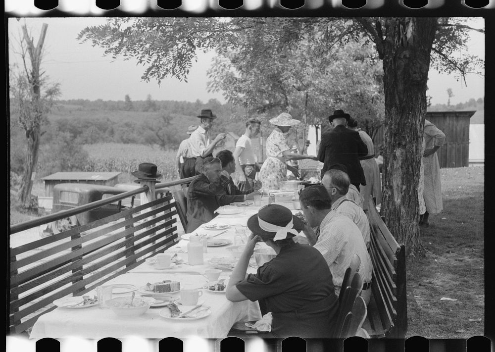 [Untitled photo, possibly related to: Mountaineers and farmers eating dinner served for benefit of the church in courthouse…