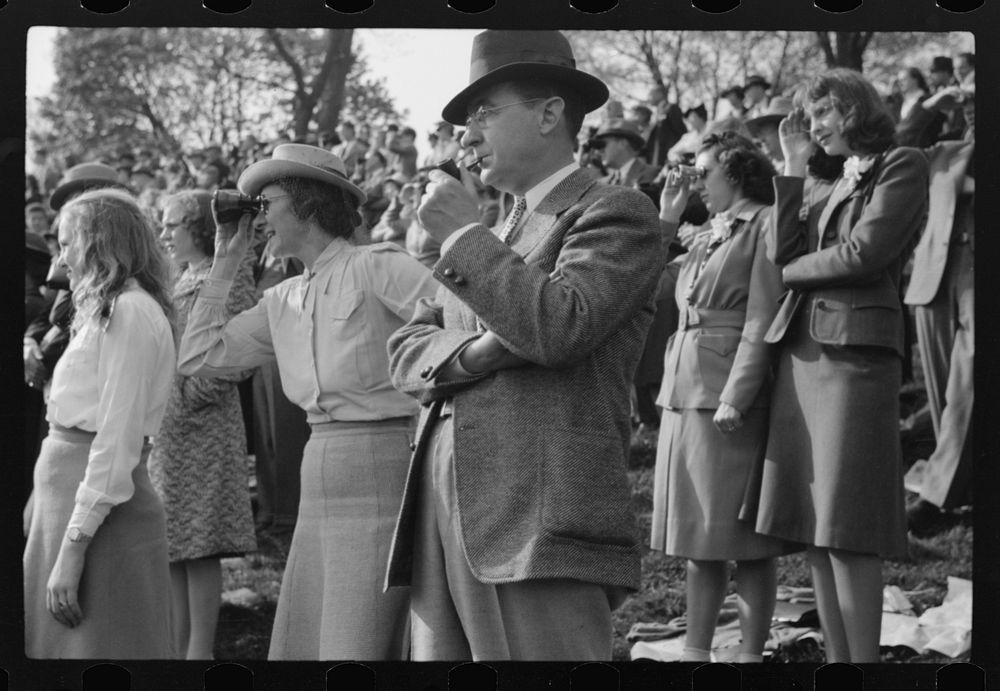 [Untitled photo, possibly related to: Spectators picnicking before the Point to Point cup race, of the Maryland Hunt Club…