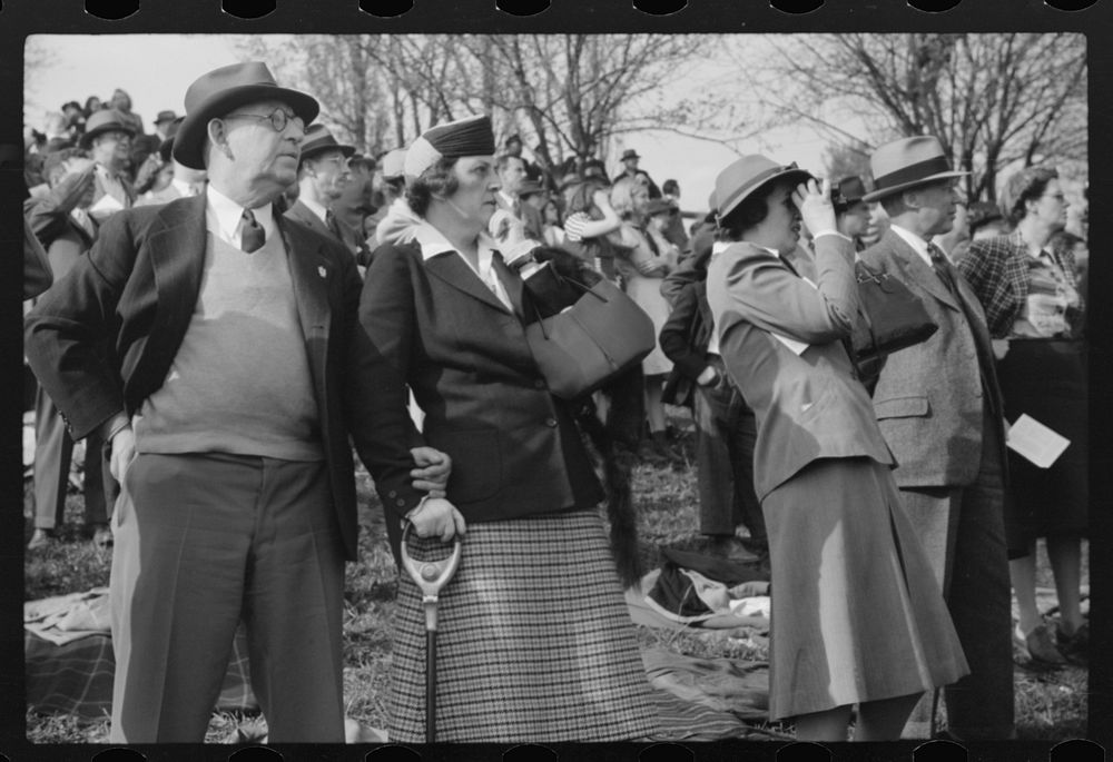[Untitled photo, possibly related to: Spectators picnicking before the Point to Point cup race, of the Maryland Hunt Club…