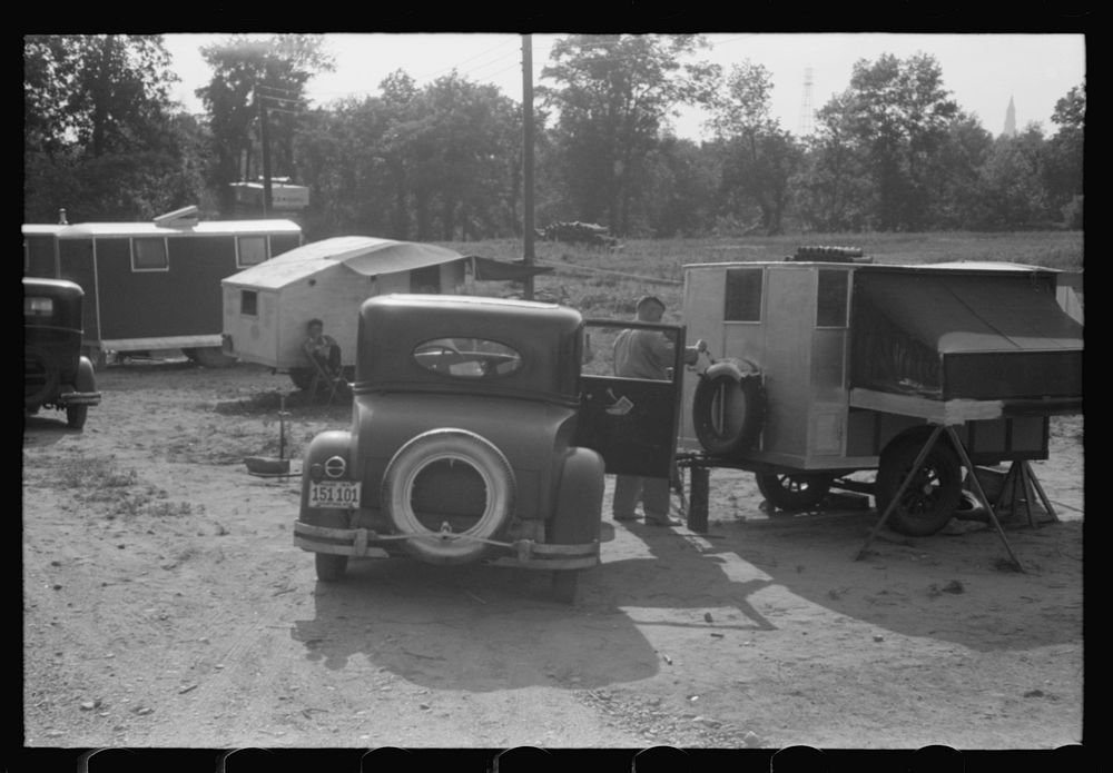 Trailer camp where many defense workers live opposite Pratt and Whitney aircraft plant, East Hartford, Connecticut. Sourced…