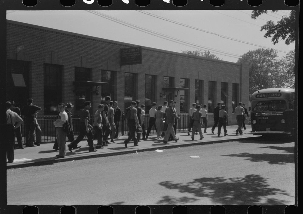 [Untitled photo, possibly related to: Workers leaving plant at afternoon change of shift, Pratt and Whitney, United…