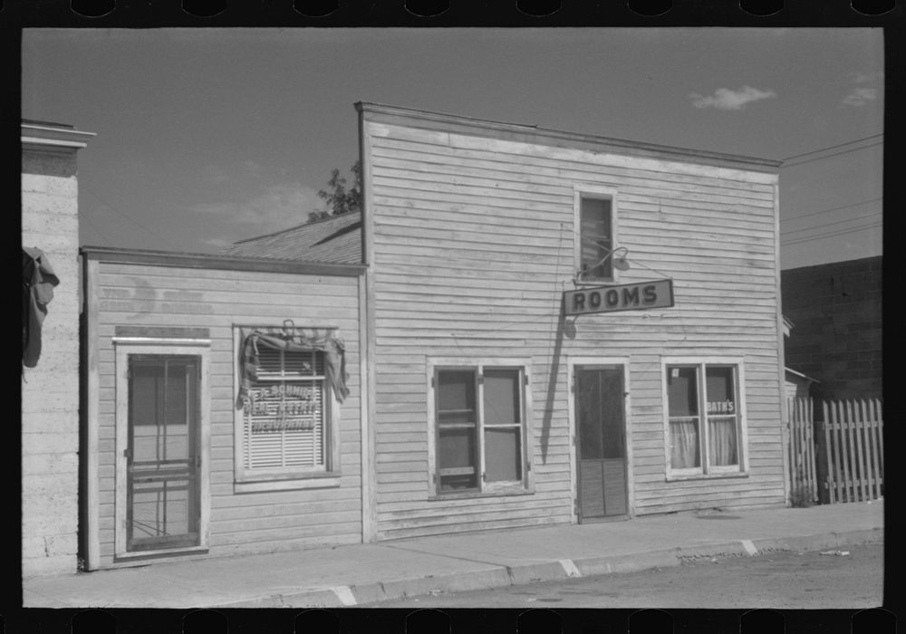 [Untitled photo, possibly related to: Street in Wolf Point, Montana]. Sourced from the Library of Congress.