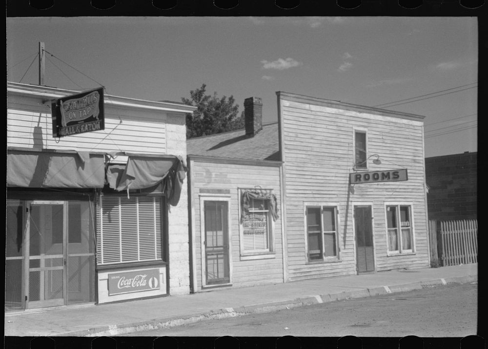 Street in Wolf Point, Montana. Sourced from the Library of Congress.