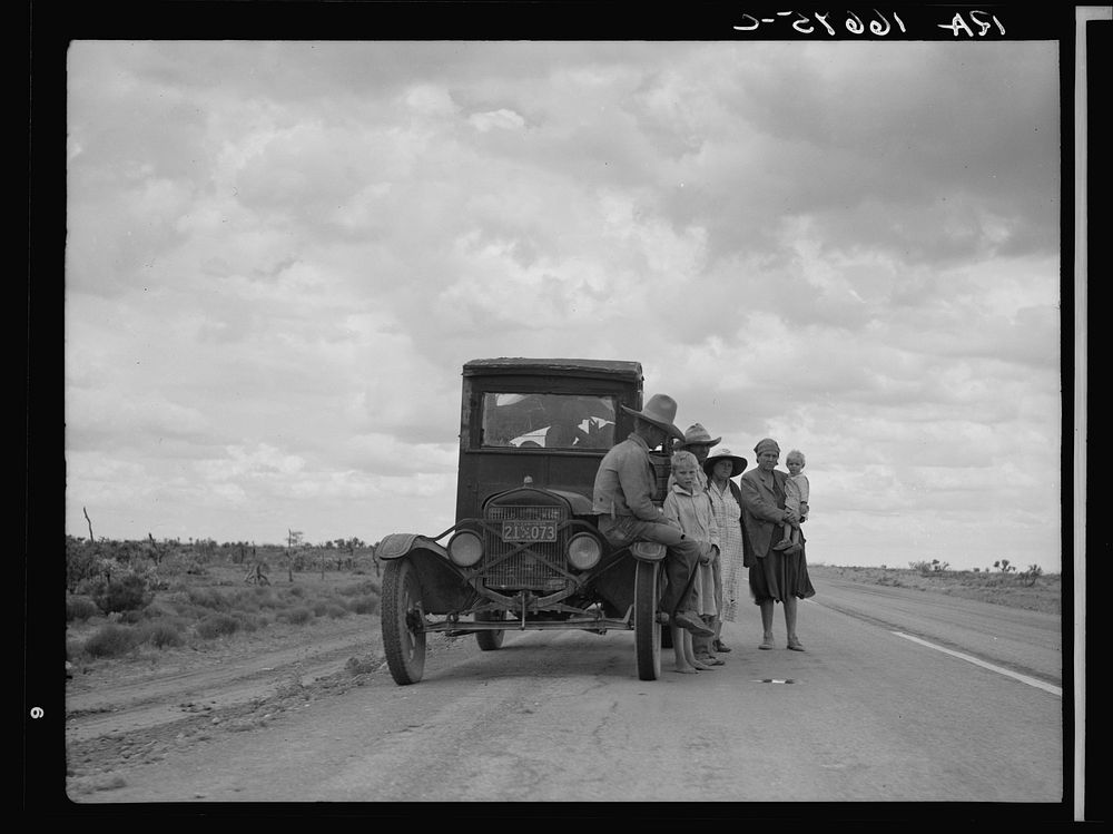 Three related Oklahoma drought refugee families near Lordsburg, New Mexico. Sourced from the Library of Congress.
