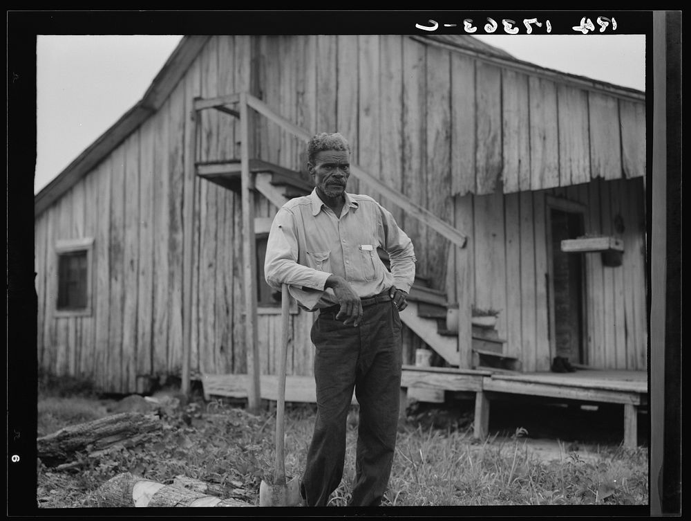 Cotton worker in Sunday clothes. Near Blytheville, Arkansas. Sourced from the Library of Congress.