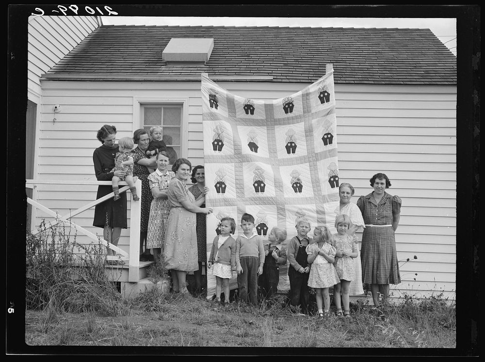 FSA/8b34000/8b34900\8b34954a.tif. Sourced from the Library of Congress.