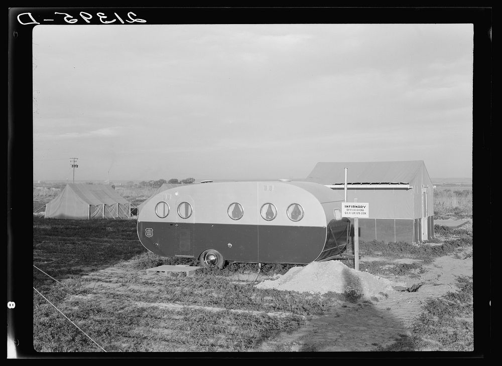 [Untitled photo, possibly related to: Infirmary. Nyssa farm family labor camp. Mobile unit at opening of beet campaign.…