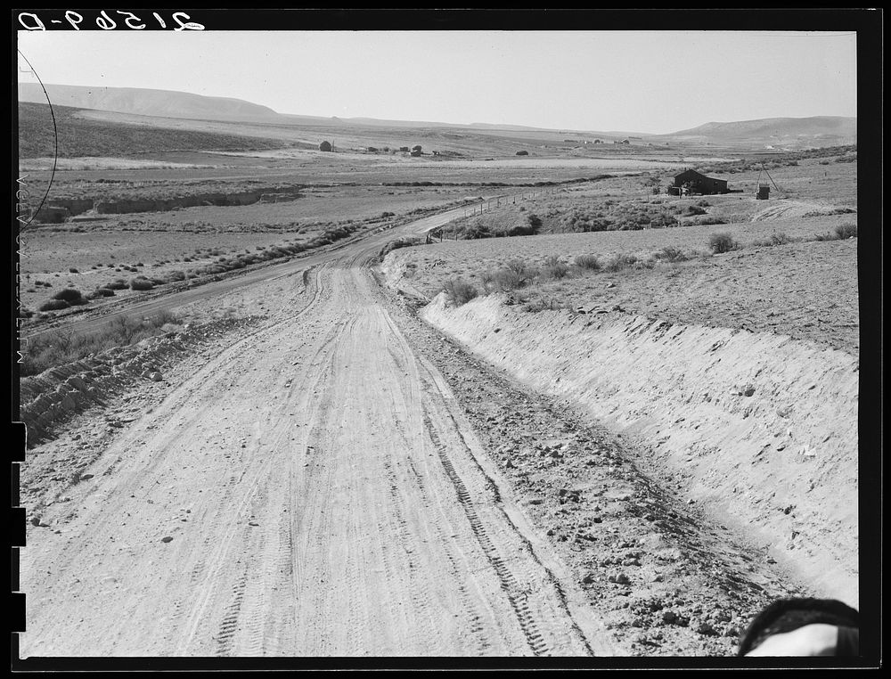 [Untitled photo, possibly related to: Entering Cow Hollow region in which practically all are FSA (Farm Security…