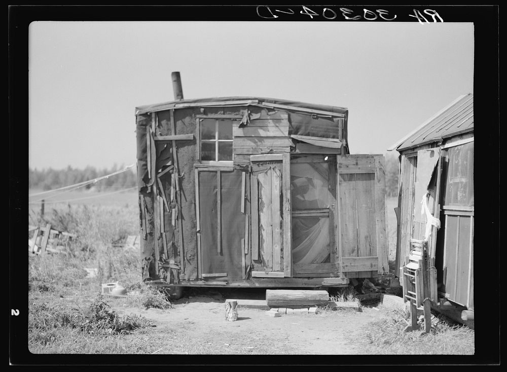 [Untitled photo, possibly related to: Abadoned lumber camp. Gemmel, Minnesota] by Russell Lee