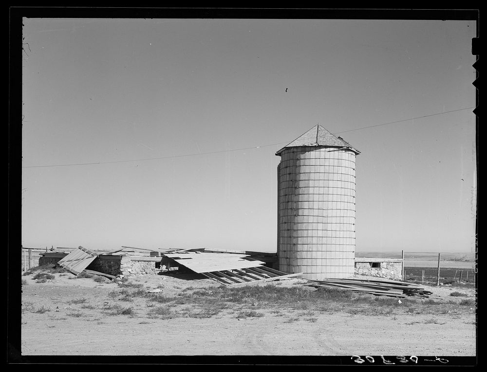 Old silo and remains barn | Free Photo - rawpixel