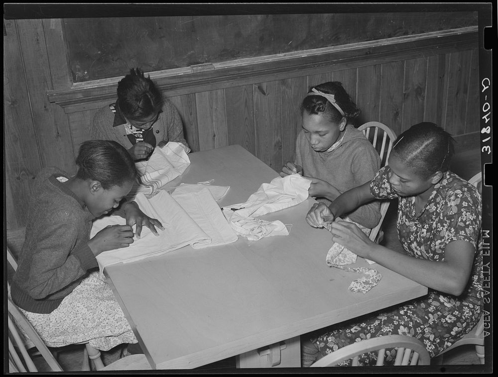 Pupils in home economics class. Lakeview Project school. Arkansas by Russell Lee