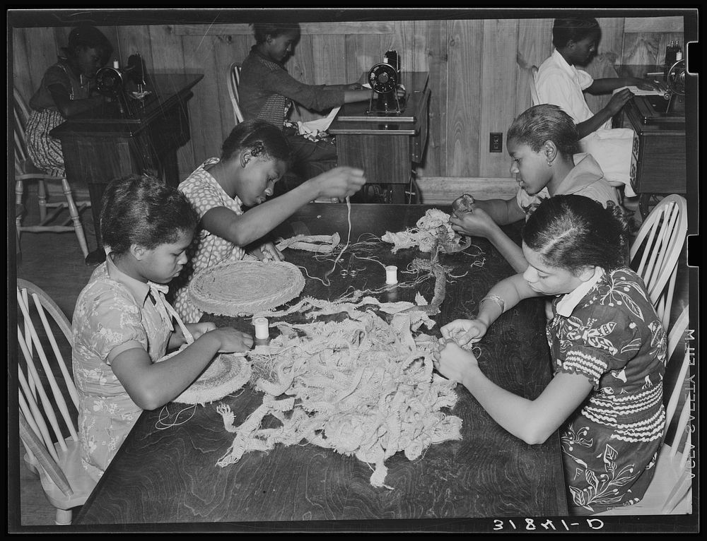 Pupils at school making rag rugs. Lakeview Project, Arkansas by Russell Lee