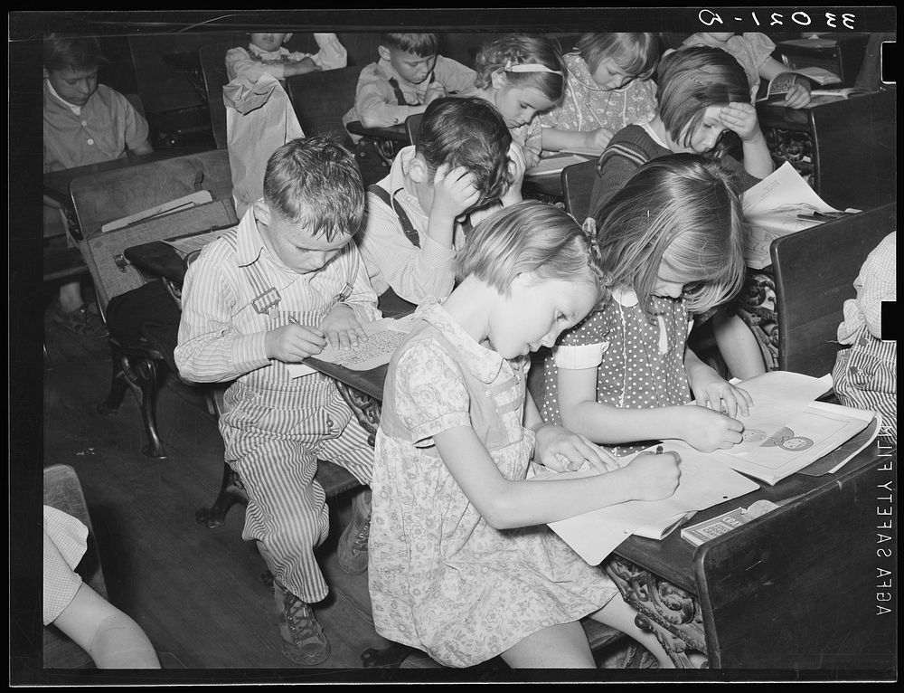 Grade schoolchildren. San Augustine, Texas by Russell Lee
