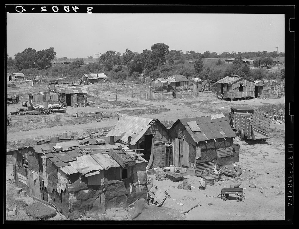 Part of Mays Avenue camp. Oklahoma City, Oklahoma. See general caption 21 by Russell Lee