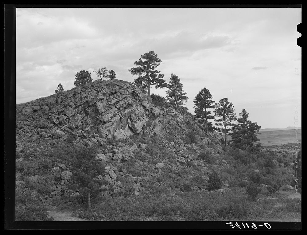[Untitled photo, possibly related to: Mountain scene near Capulin, New Mexico] by Russell Lee