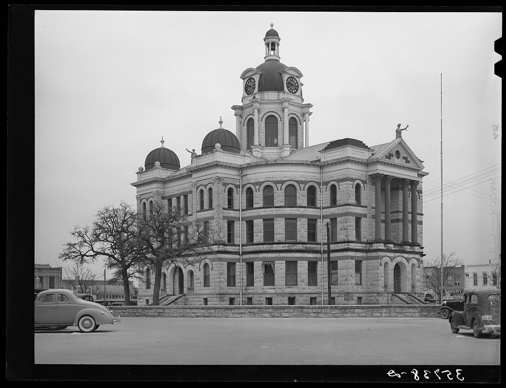 Courthouse at Gatesville, Texas by Russell Lee