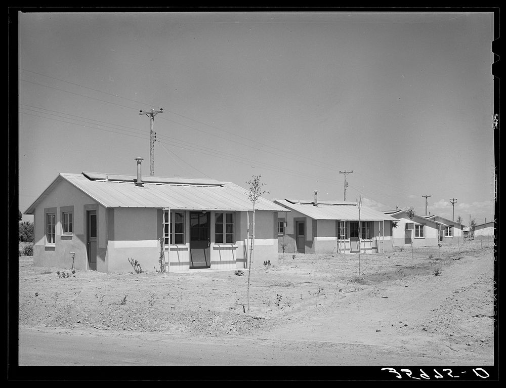 House designed for permanent agricultural laborers at the Agua Fria migratory labor camp, Arizona by Russell Lee