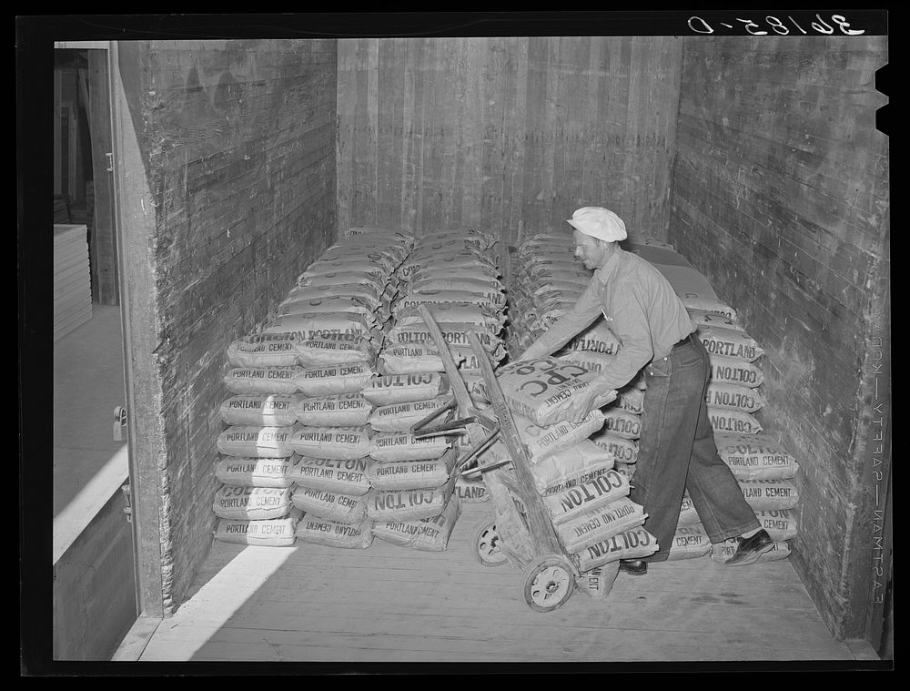 Cement in carload lots is bought by the United Producers and Consumers Cooperative of Phoenix, Arizona by Russell Lee