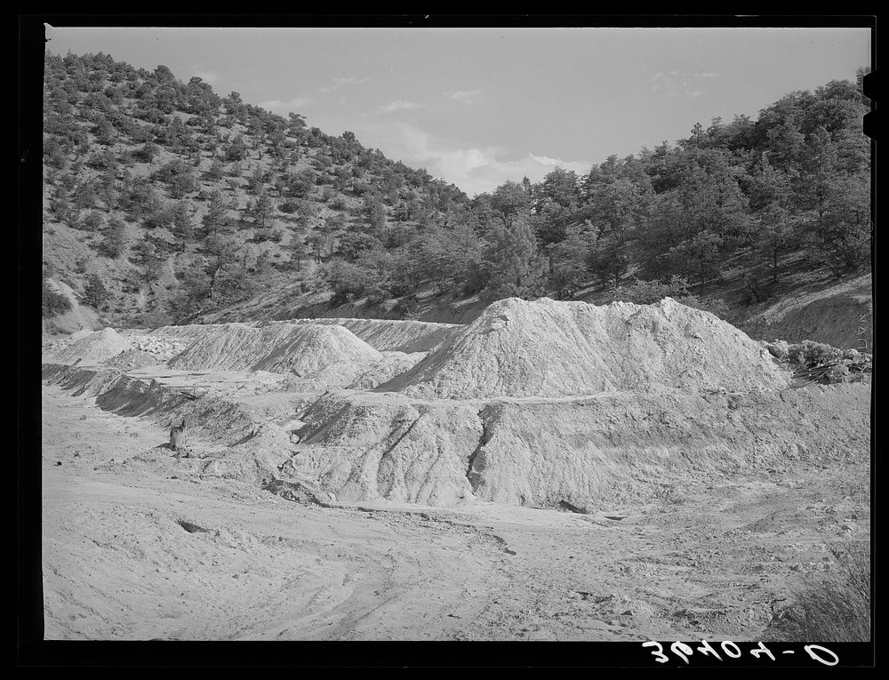 [Untitled photo, possibly related to: Tailings at abandoned copper mine at Leopold, New Mexico] by Russell Lee