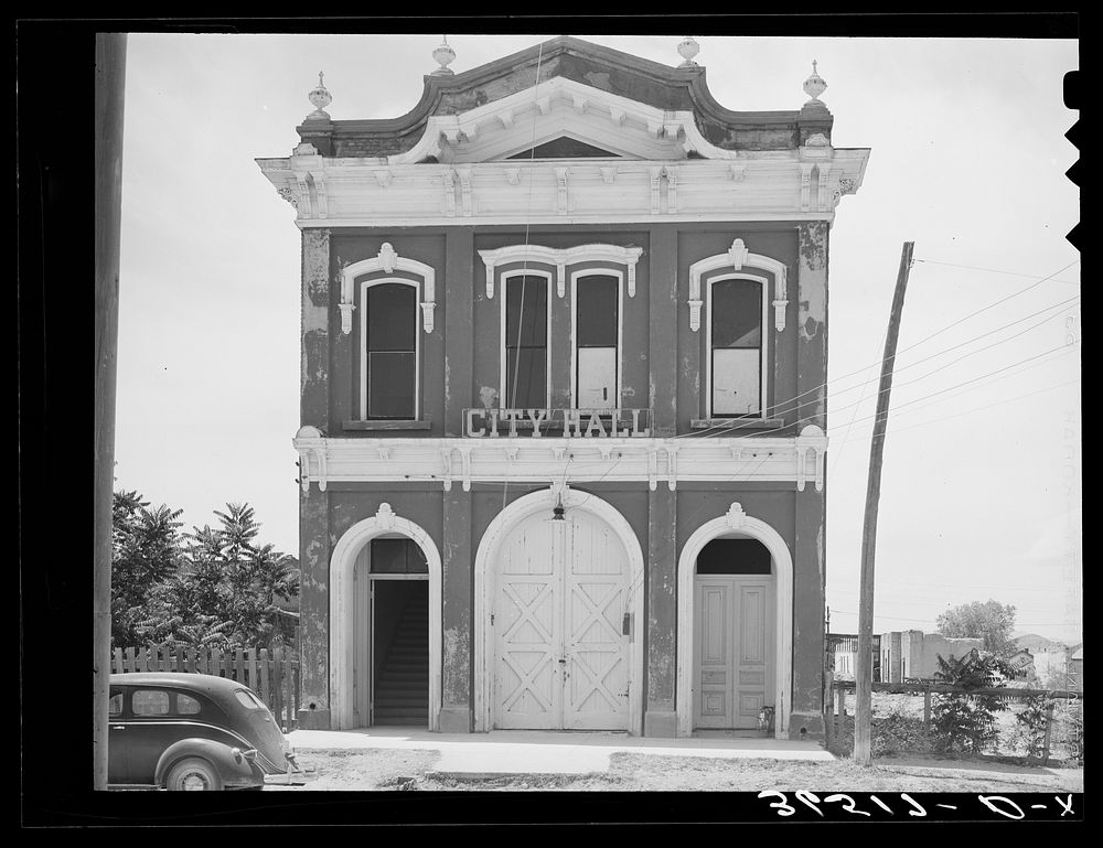 City hall. Tombstone, Arizona. This also houses the fire department, which was the first in Arizona by Russell Lee