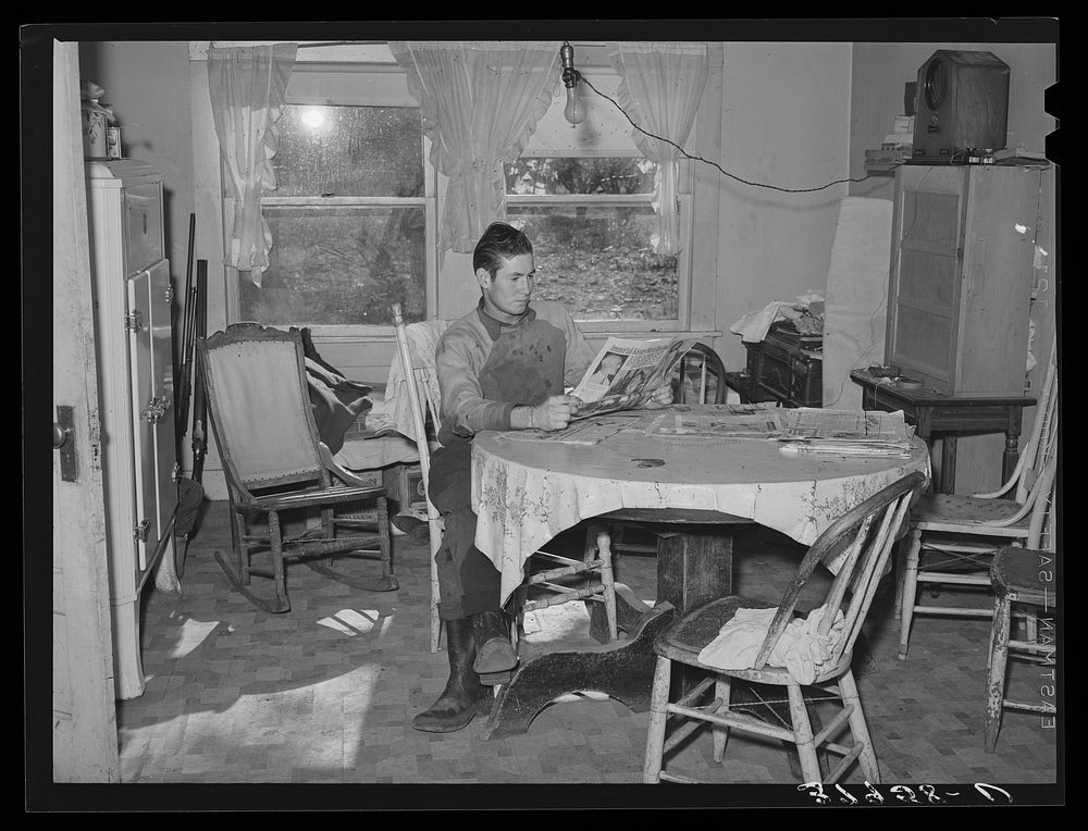 Kitchen of Perry Warner, small farmer in Tehama County, California. He is a FSA (Farm Security Administration) client and…