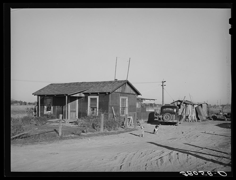House and shed constructed on lot in Bull tract. Near Marysville, California (see 38048) by Russell Lee