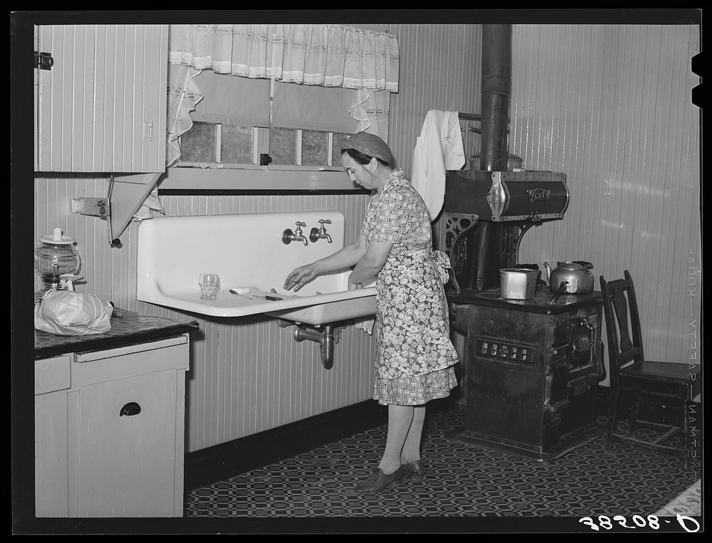 Kitchen of moderately successful fruit farmer. Placer County, California. See caption for 38504D by Russell Lee