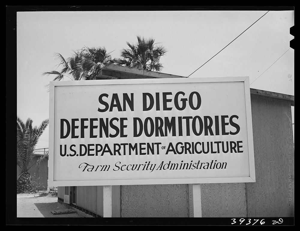 Sign at the FSA (Farm Security Administration) defense housing project. San Diego, California by Russell Lee