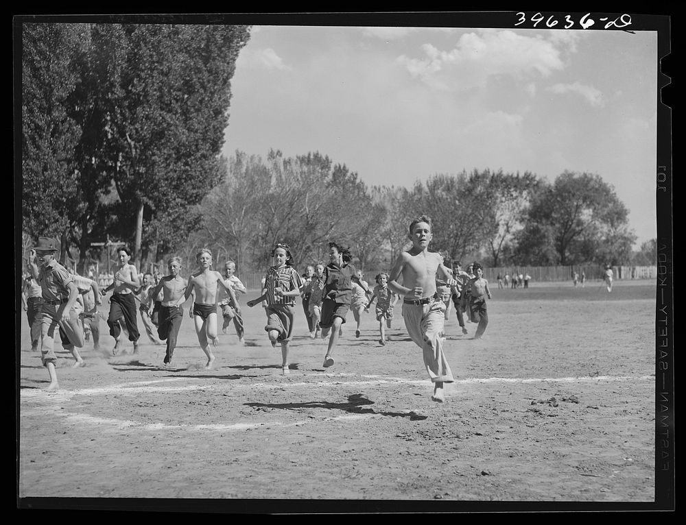 Kids' race. Fourth of July celebration, Vale, Oregon by Russell Lee