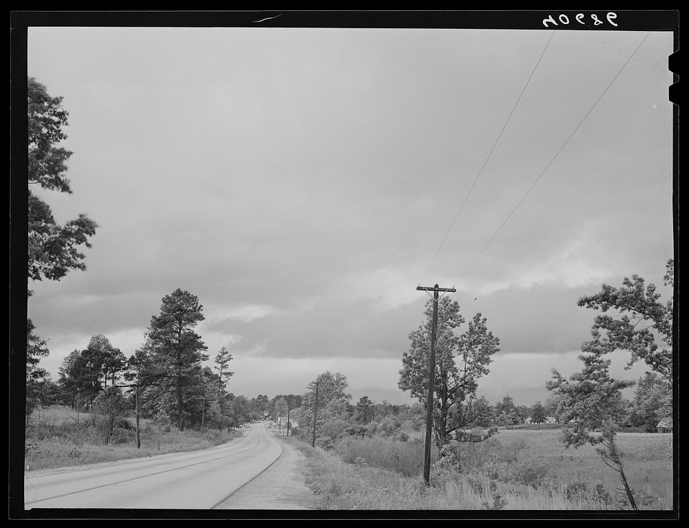After the storm. U.S. 15, going toward Durham, North Carolina. Sourced from the Library of Congress.