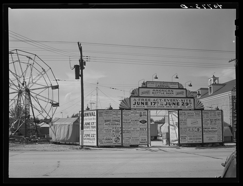 [Untitled photo, possibly related to: Carnival along U.S. Highway No. 1 at Cottage City, Maryland]. Sourced from the Library…
