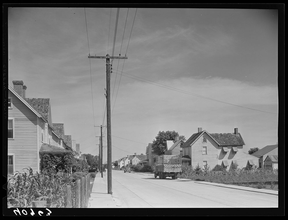 Street in Hebron, Maryland, on a Sunday afternoon. Sourced from the Library of Congress.