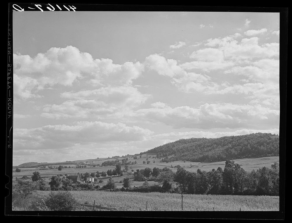 Farm landscape just north of Mansfield, Pennsylvania. Sourced from the Library of Congress.