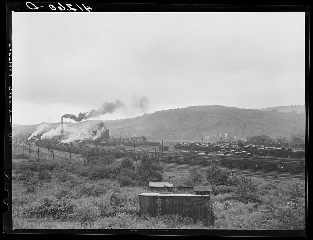 [Untitled photo, possibly related to: Railroad yards at Punxsutawney, Pennsylvania]. Sourced from the Library of Congress.