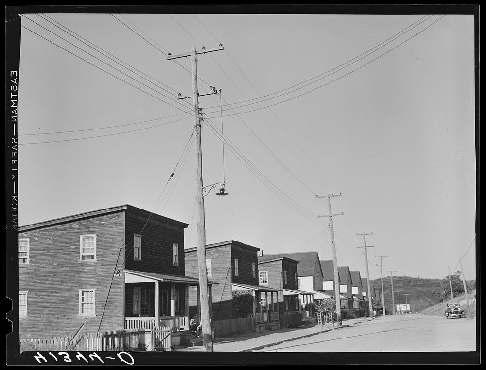 Row of workers' houses in Lansford, Pennsylvania. Sourced from the Library of Congress.