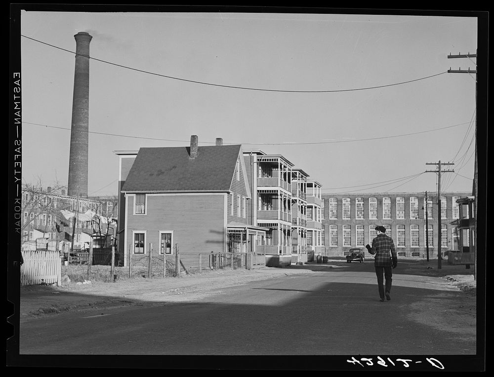 Workers' houses near textile mill New Bedford, Massachusetts. Sourced from the Library of Congress.