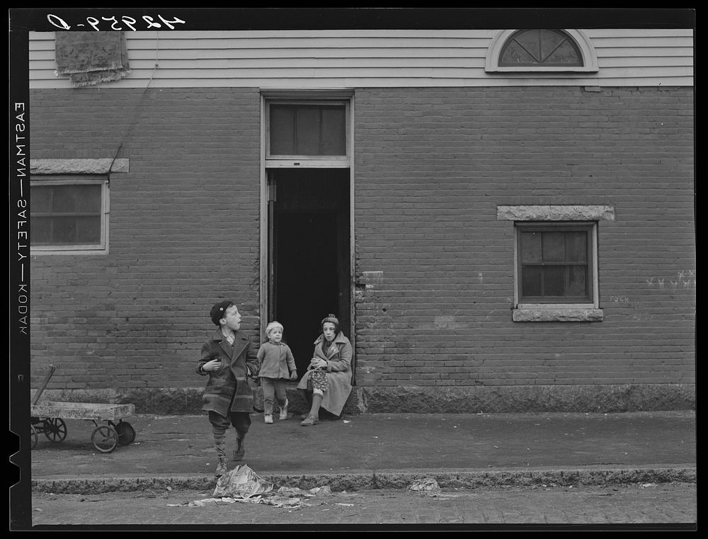 Children in slum section of New Bedford, Massachusetts. Sourced from the Library of Congress.