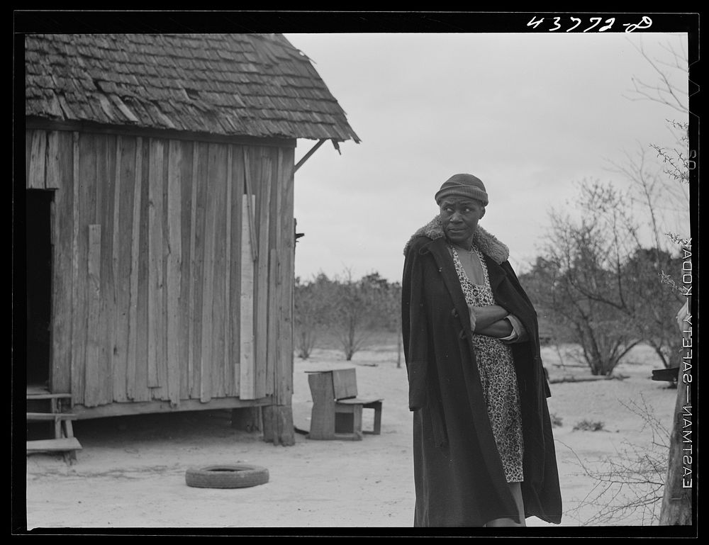 [Untitled photo, related to:  woman who has not yet found a place to move out of the Hinesville Army camp area. Near…