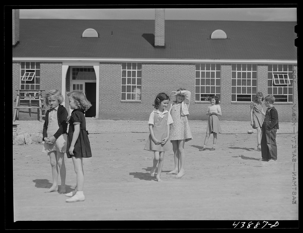 The new WPA (Work Projects Administration) school in Franklin, Heard County, Georgia. Sourced from the Library of Congress.