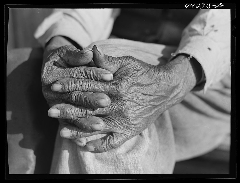 Hands of Mr. Henry Brooks, ex-slave. Parks Ferry Road, Greene County, Georgia. Sourced from the Library of Congress.