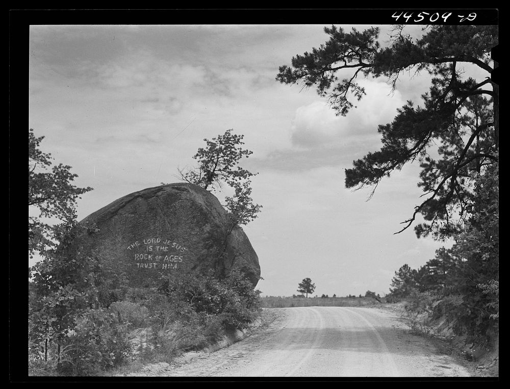 Religious inscription on a rock near Siloam, Greene County, Georiga. Sourced from the Library of Congress.