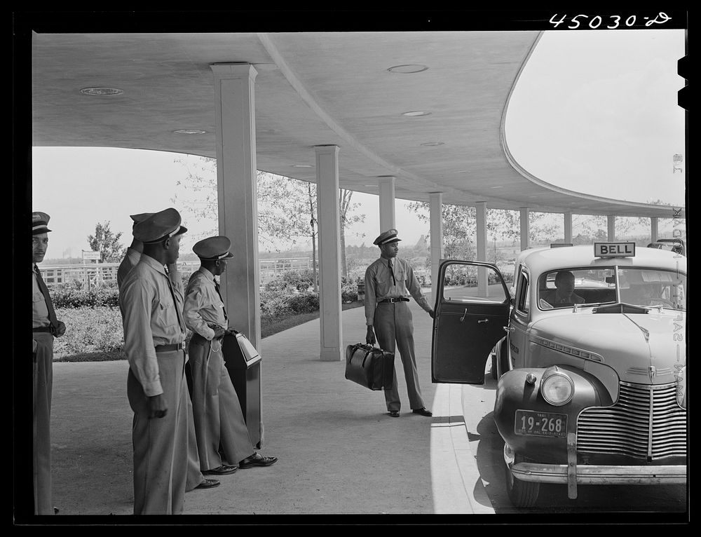At the entrance to the airport. Washington, D.C. municipal airport. Sourced from the Library of Congress.