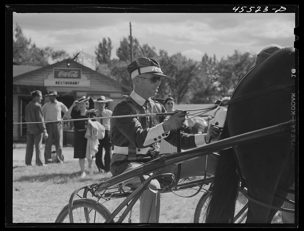 The sulky races at the Rutland Fair, Vermont. Sourced from the Library of Congress.