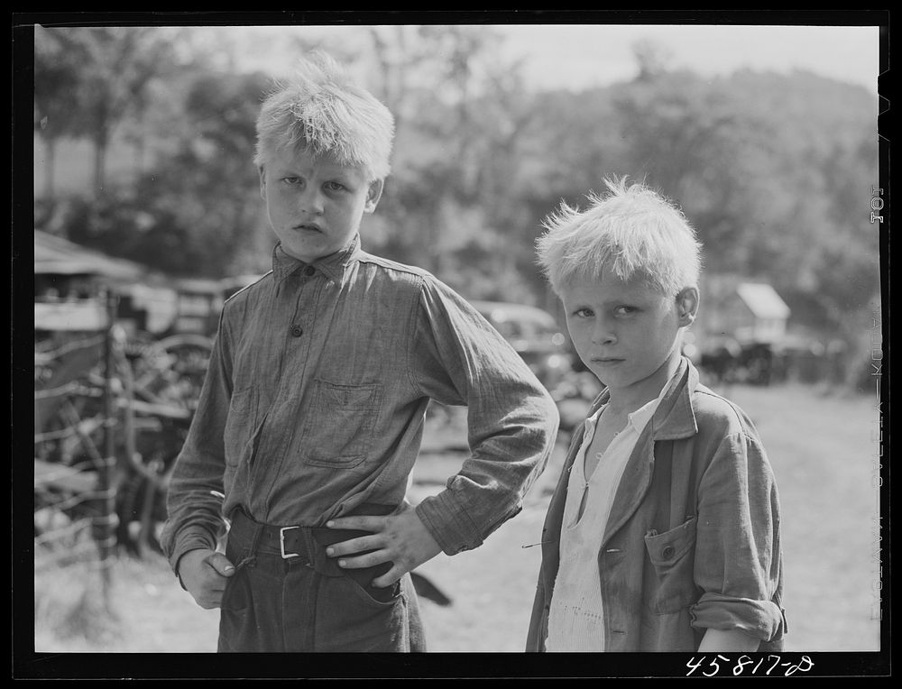 Two farm children at the World's Fair at Tunbridge, Vermont. Sourced from the Library of Congress.
