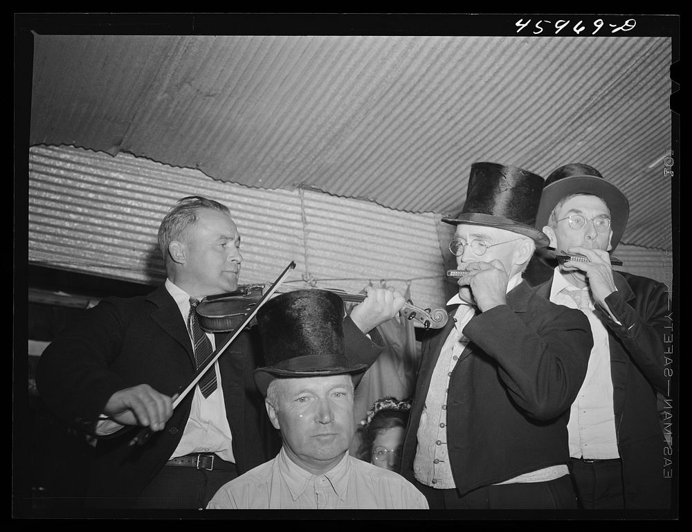 [Untitled photo, possibly related to: A quartet at an old-fashioned musical given at the "World's Fair" at Tunbridge…
