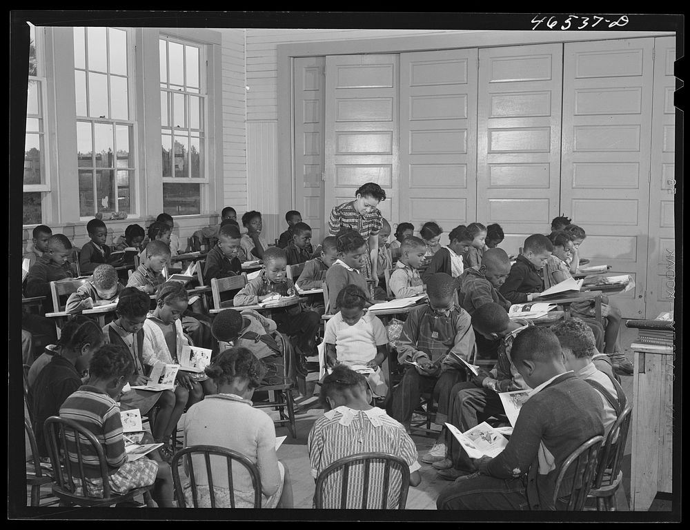At the Alexander Community School in Greene County, Georgia. Sourced from the Library of Congress.