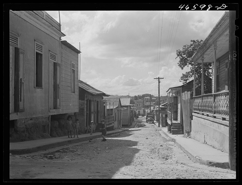Manati, Puerto Rico (vicinity). A street. Sourced from the Library of Congress.