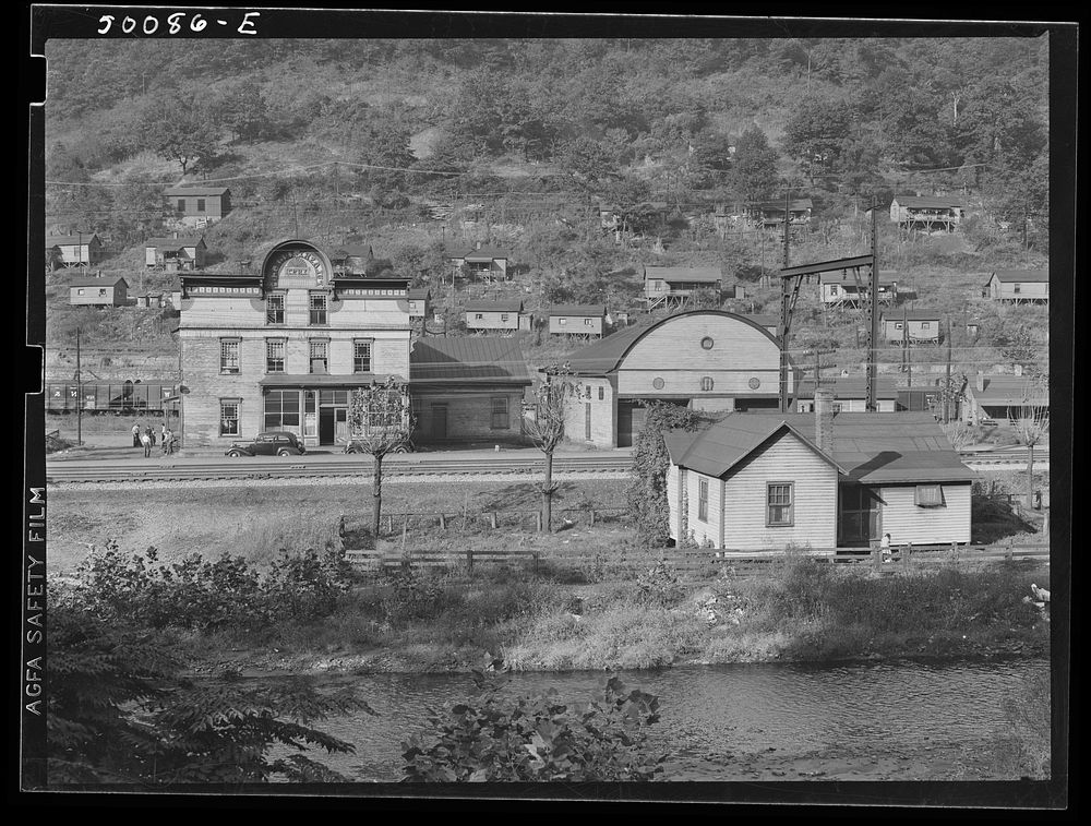 Coal mining town in Welch. Bluefield section of West Virginia. Sourced from the Library of Congress.