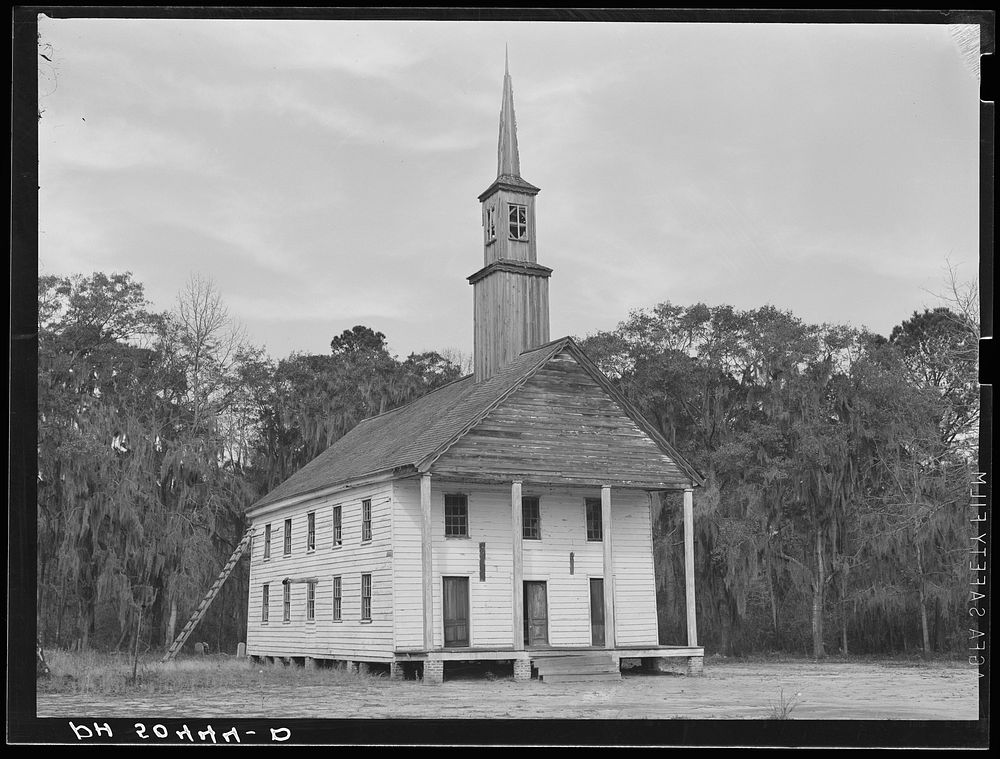Church near Summerville, South Carolina. Sourced from the Library of Congress.
