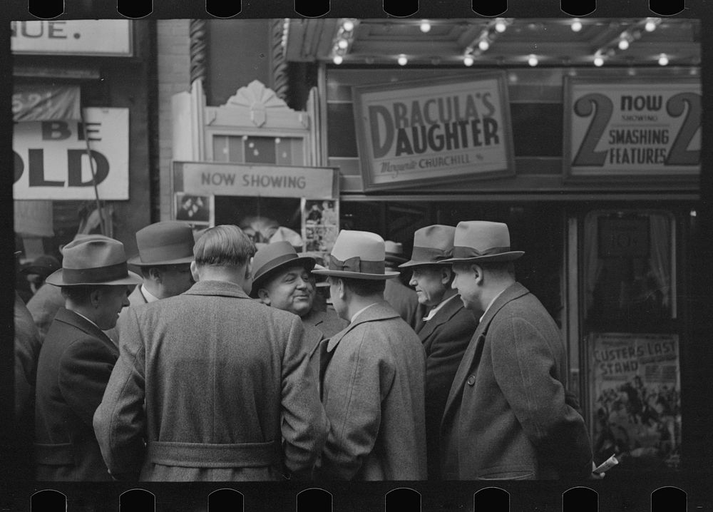 [Untitled photo, possibly related to: Scene on 7th Avenue near 38th Street, New York City] by Russell Lee